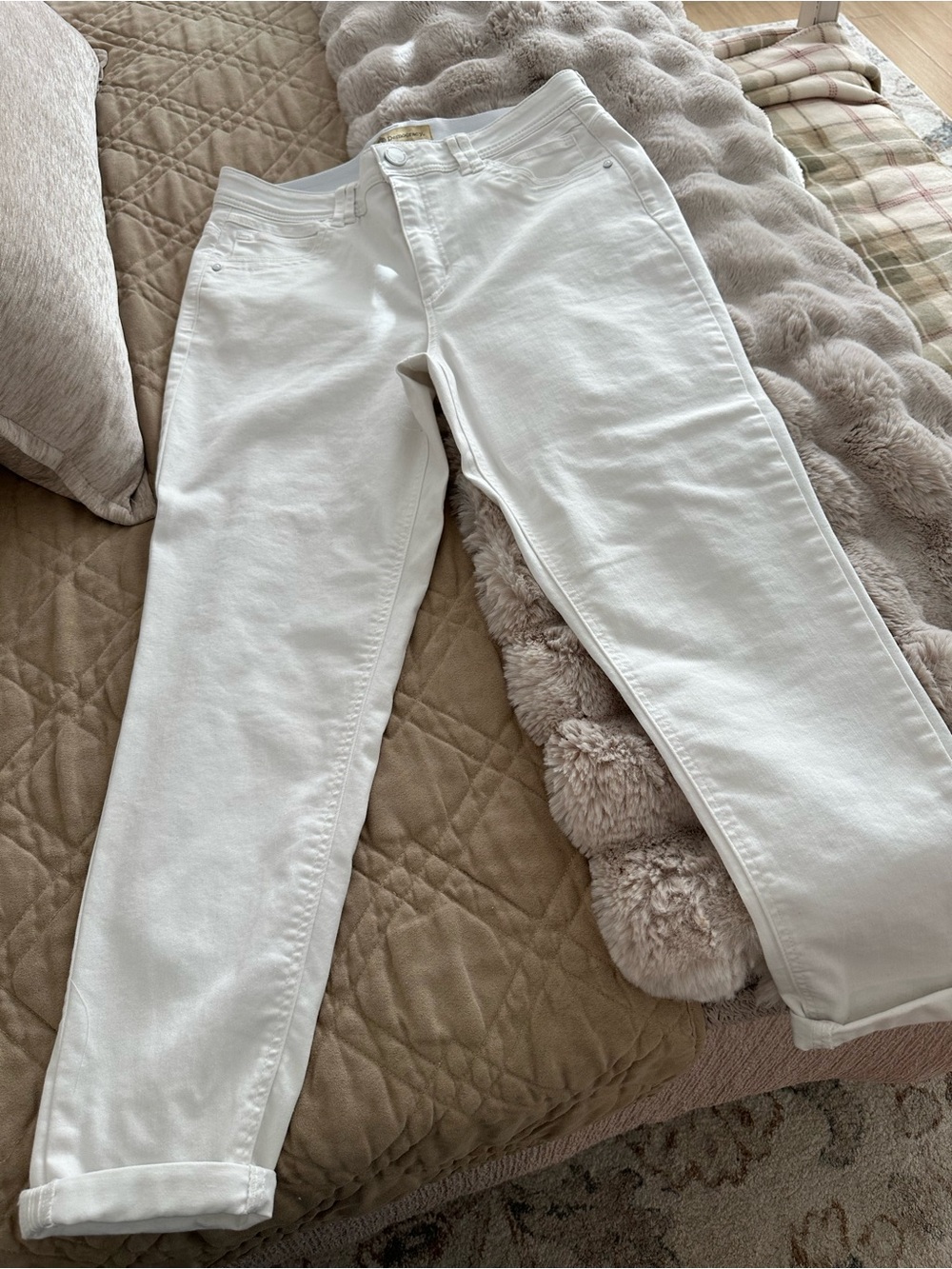 Democracy White Boyfriend Jeans